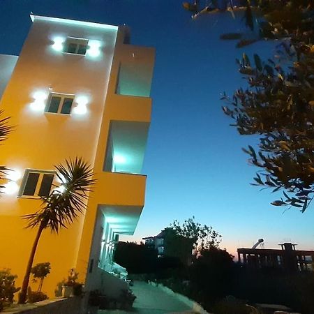 Villa Zotaj Ксамил Екстериор снимка