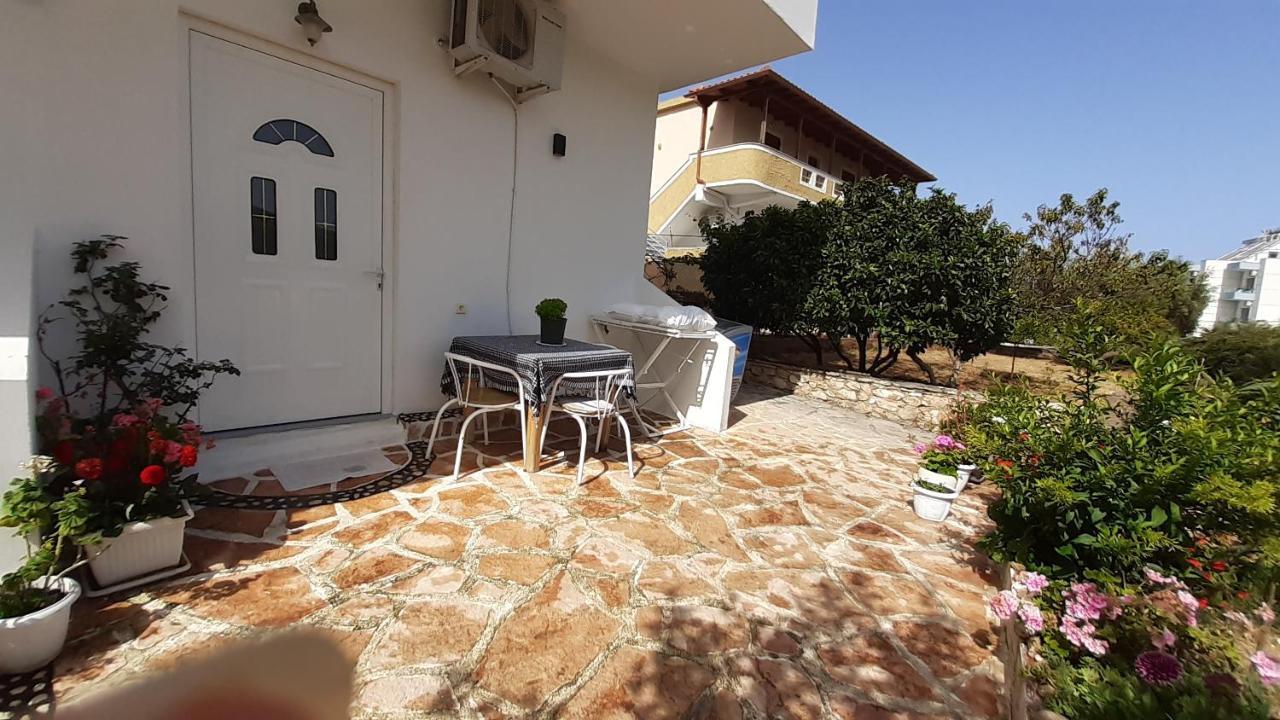Villa Zotaj Ксамил Екстериор снимка